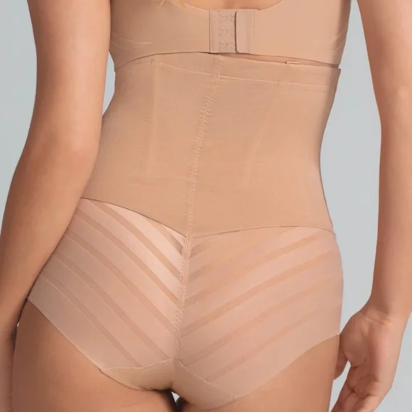 NWT Honeylove queen brief in sand size xs - Picture 4 of 11